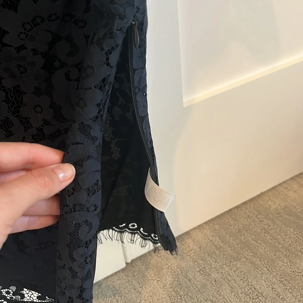 Lace short sleeve short sleeve side zip keyhole shirt - Picture 5 of 5